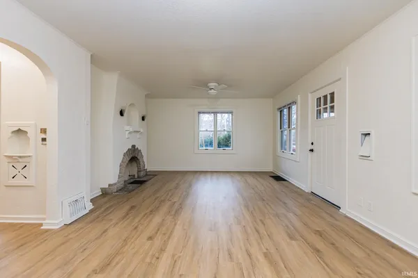 $1,450 | 4545 Calumet Avenue, Fort Wayne, IN 46806