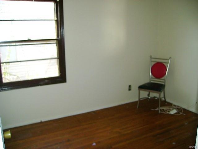 133 Cameron Road St. Louis, MO 63137 - Photo 8 of 19