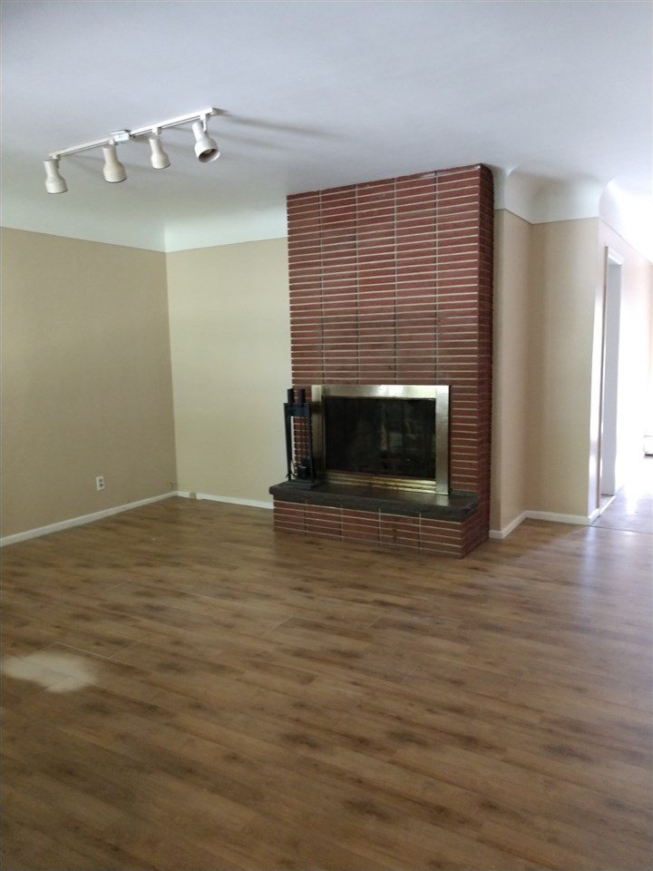 3844 Old King Road Bridgeport, MI 48601 - Photo 7 of 26