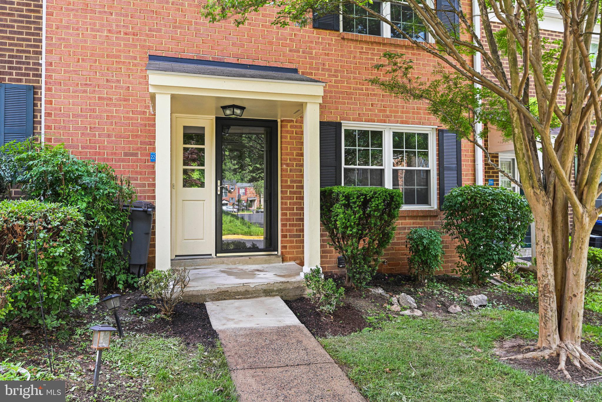 2249 Gunsmith Square Reston, VA 20191 - Photo 3 of 56 Gallery Image 3