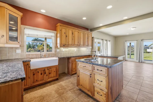 $1,650,000 | 206 Gaffey Road, Watsonville, CA 95076