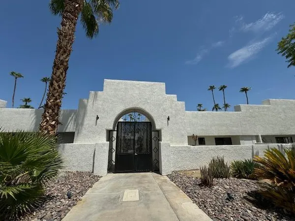 $1,800 | 45450 Sunrise Lane, Unit 5, Palm Desert, CA 92260