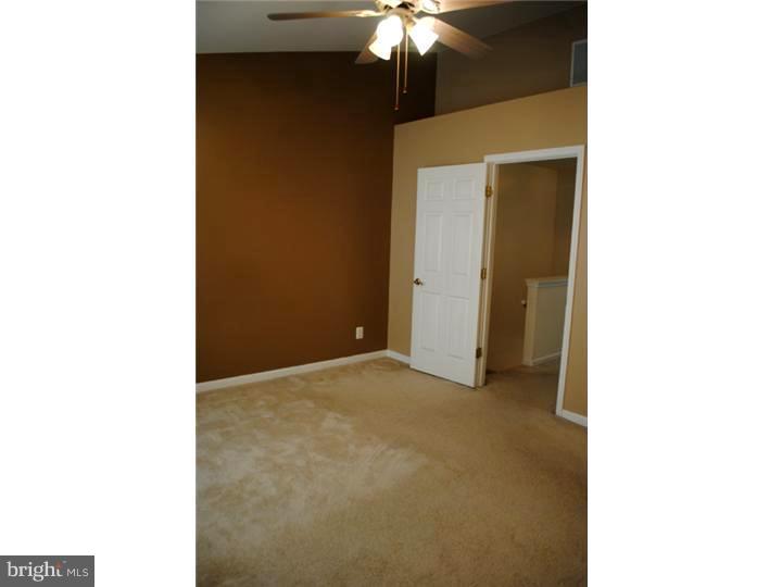 2 Weatherly Road Delran, NJ 08075 - Photo 10 of 20 Master Bedroom