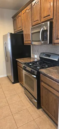 $2,395 | 5924 Round Up Lane, McKinney, TX 75070