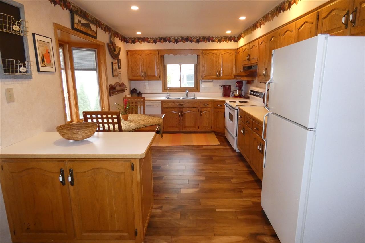 9310 North Northview Road Peoria, IL 61615 - Photo 9 of 31 Gallery Image 9