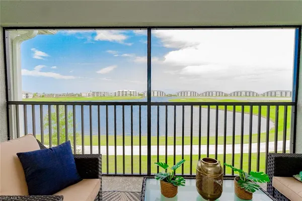 $2,495 | 5427 Double Eagle Circle, Unit 2822, Immokalee, FL 34142