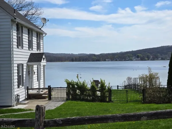 $3,800 | 8 Spring Lane, Stanhope, NJ 07874