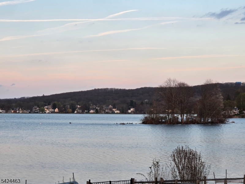 8 Spring Lane Stanhope, NJ 07874 - Photo 5 of 8