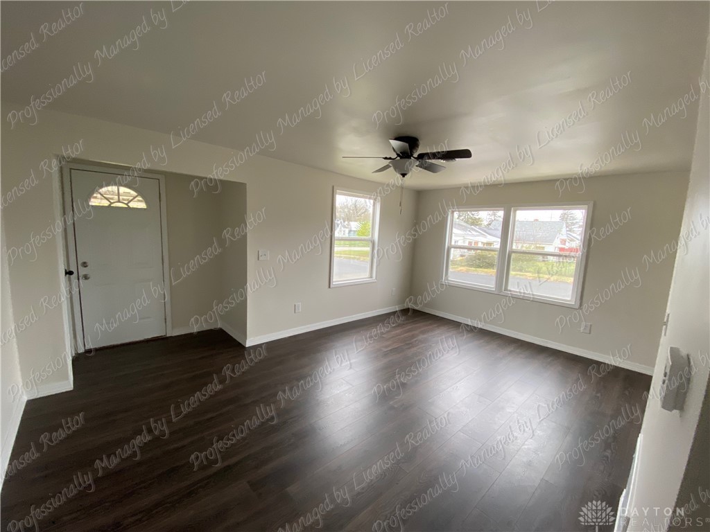 1552 Sunset Avenue Springfield, OH 45505 - Photo 4 of 19