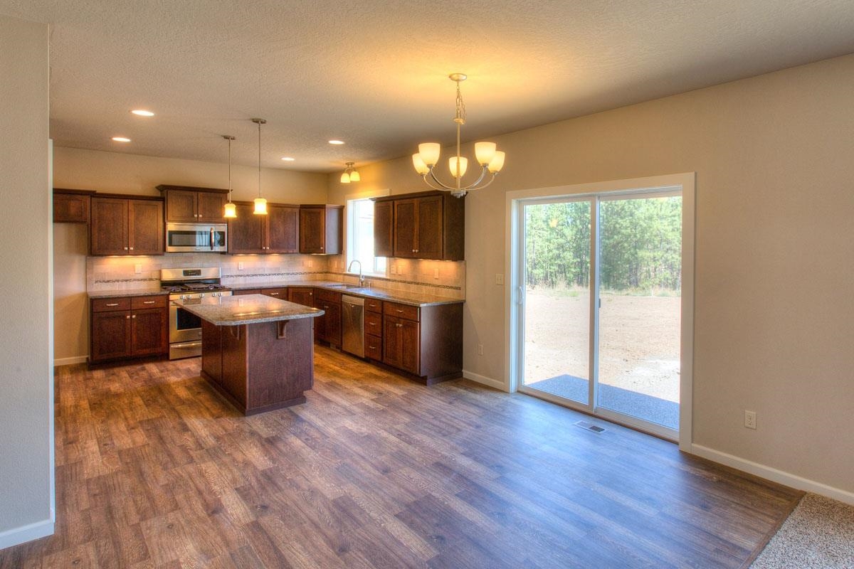 1408 North Lily Road Spokane, WA 99212 - Photo 6 of 7 Gallery Image 6