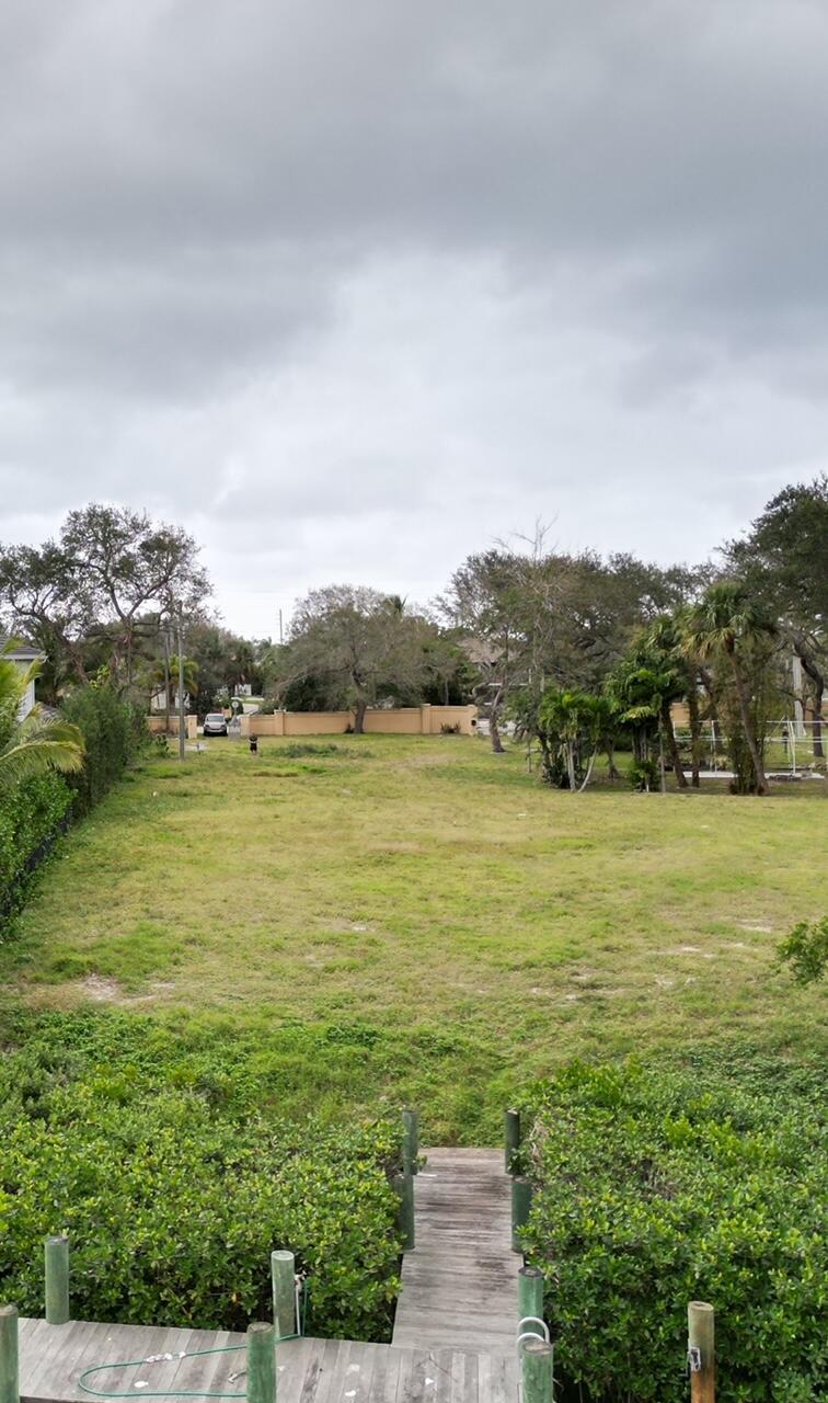 206 East Riverside Drive Jupiter, FL 33469 - Photo 15 of 15 IMG_0743 (1)