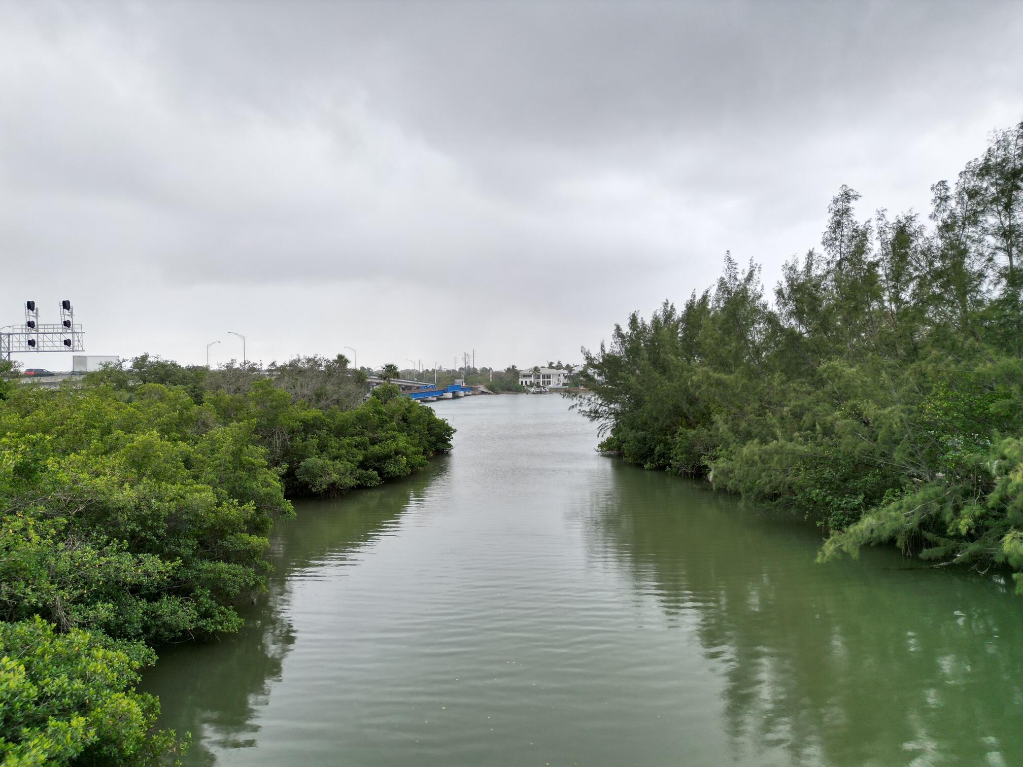 206 East Riverside Drive Jupiter, FL 33469 - Photo 10 of 15 dji_fly_20240123_161336_29_1706047325320