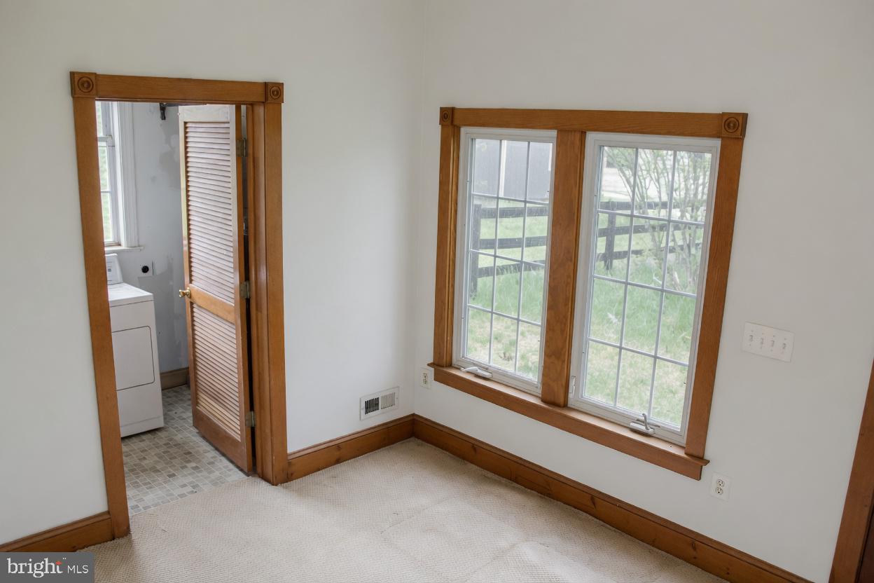 4461 Morrisville Road Bealeton, VA 22712 - Photo 10 of 26 Sunroom
