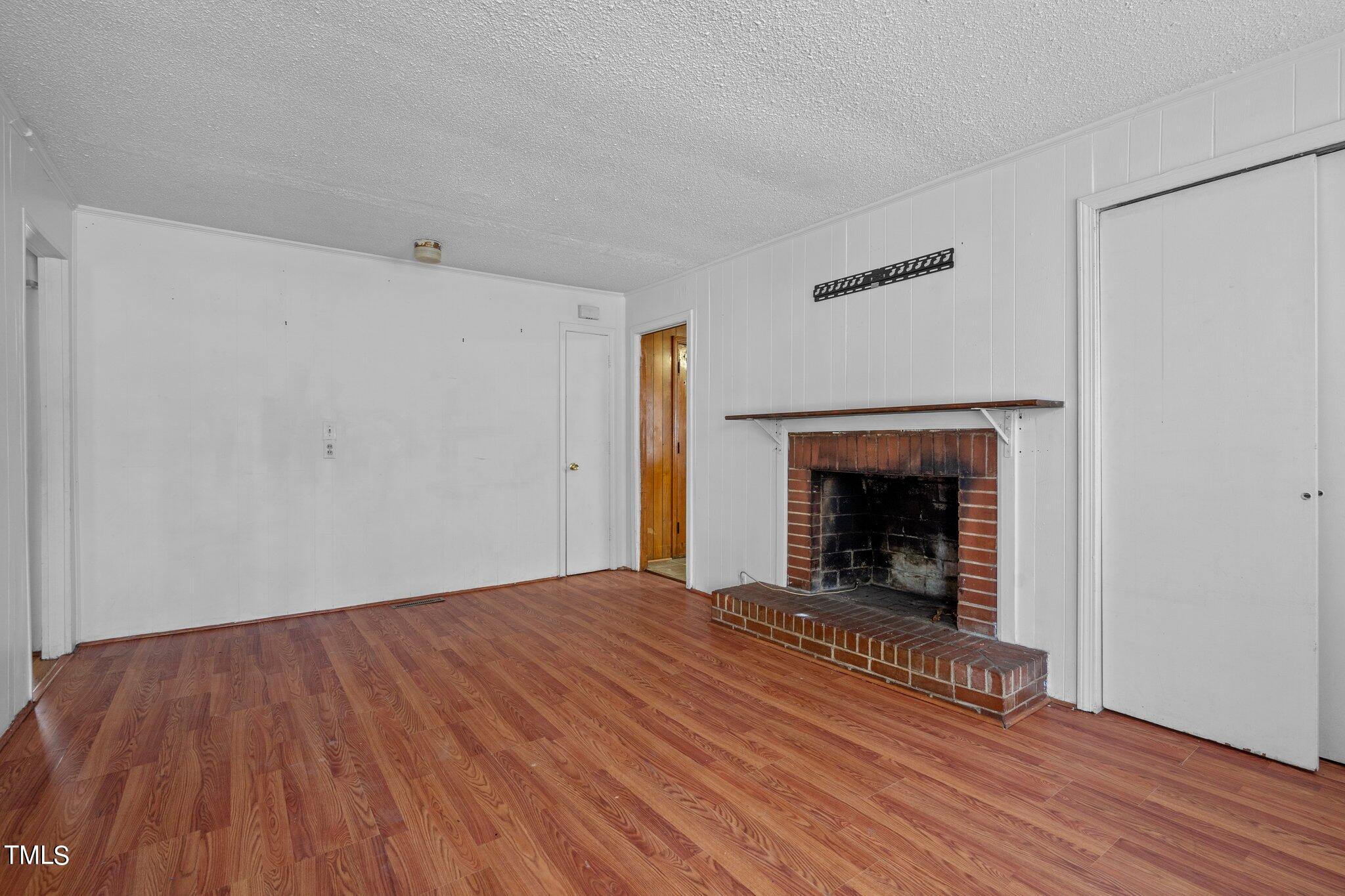 223 Gentry Street Roxboro, NC 27573 - Photo 4 of 36 3-web-or-mls-_NFP5997