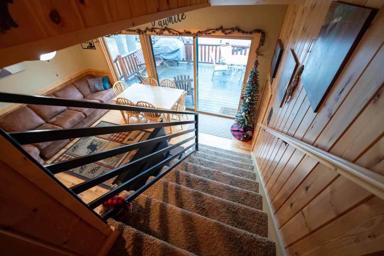 4002 Manor Loop Rhinelander, WI 54501 - Photo 21 of 43 Gallery Image 21