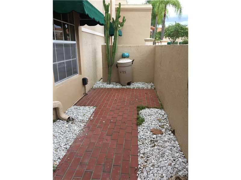 6735 Via Regina, Unit 6735 Boca Raton, FL 33433 - Photo 11 of 14 Patio/Deck