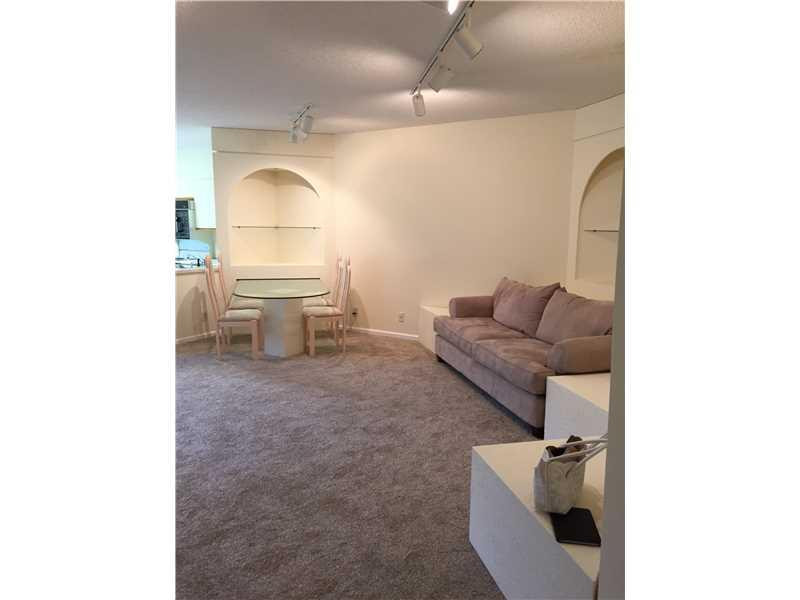 6735 Via Regina, Unit 6735 Boca Raton, FL 33433 - Photo 2 of 14 Living Room