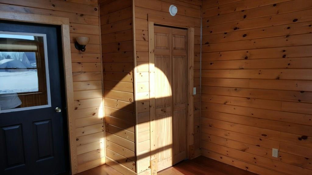 348 Walker Hill Road Wilton, ME 04294 - Photo 6 of 28 Mudroom Entry