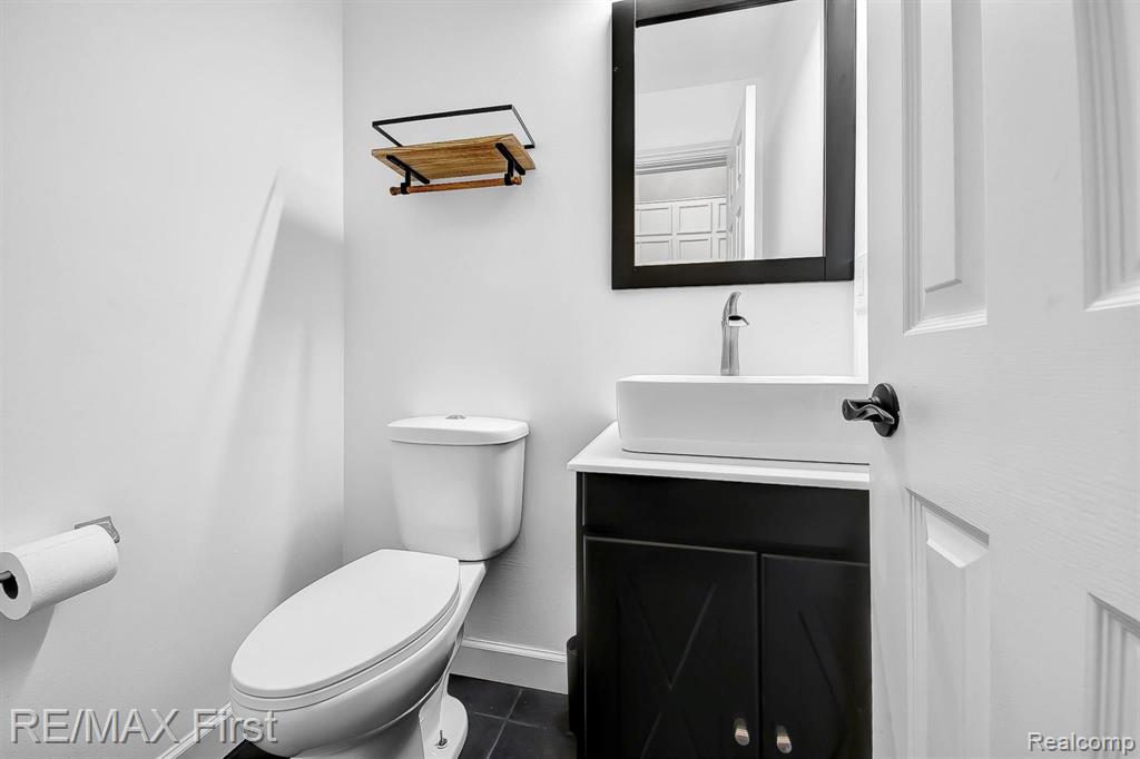148 Stratford Lane Rochester Hills, MI 48309 - Photo 13 of 23
