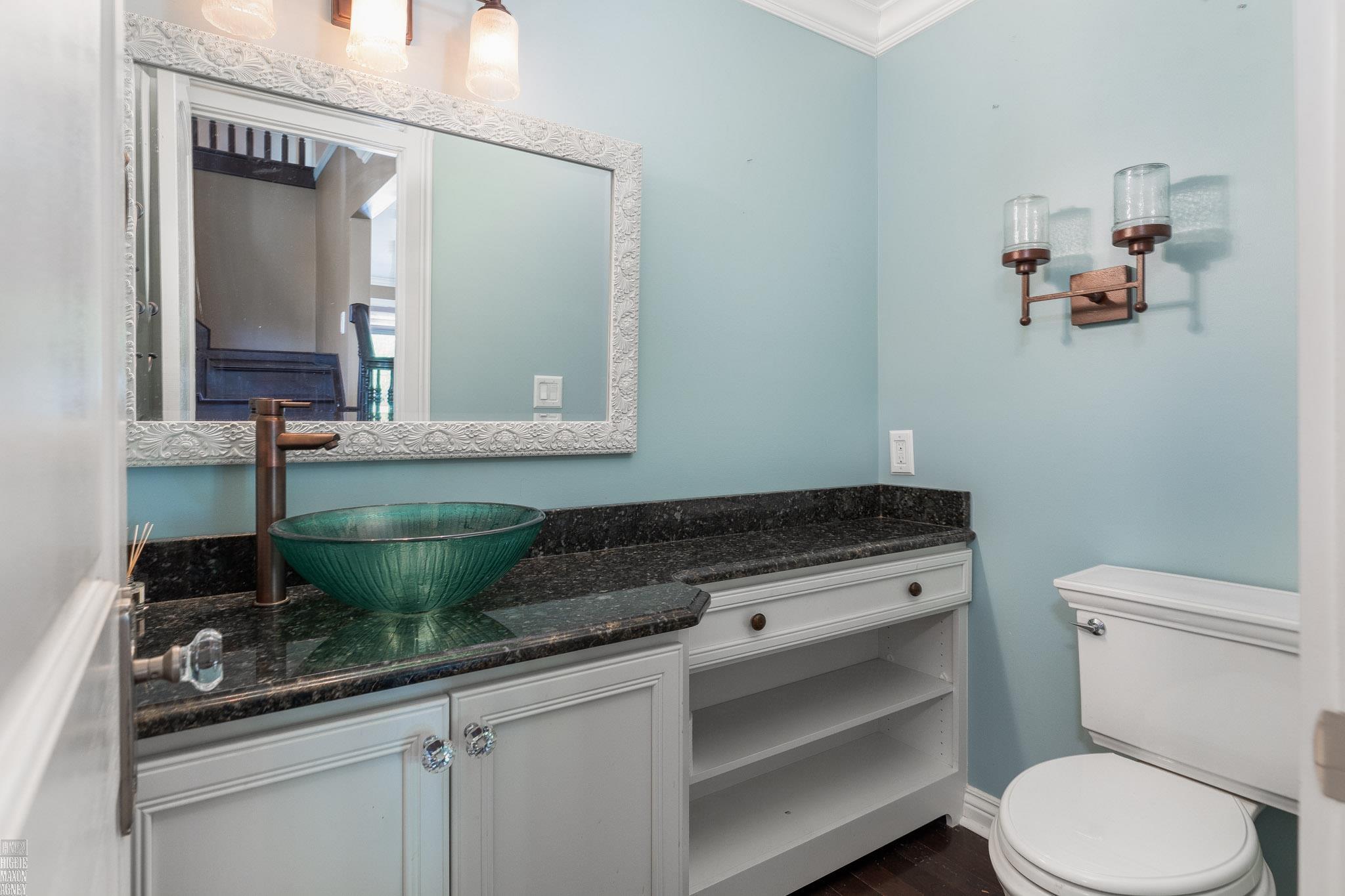 592 Thorntree Road Grosse Pointe Woods, MI 48236 - Photo 21 of 53