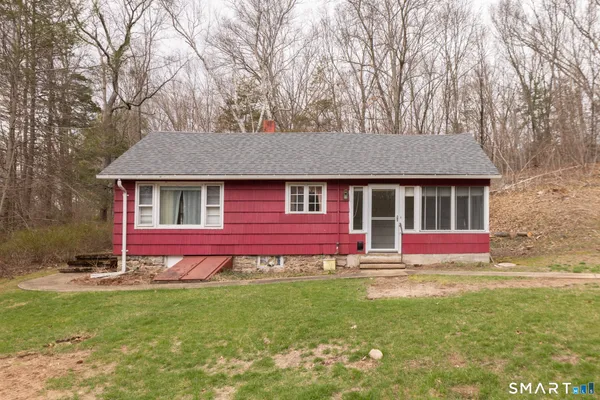 $199,900 | 60 Chestnut Lane, Hamden, CT 06518