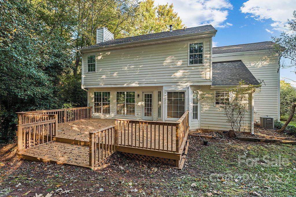 12021 Danby Road Pineville, NC 28134 - Photo 8 of 27 front view of a house with a porch