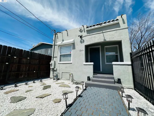 $489,000 | 1249 88th Avenue, Oakland, CA 94621