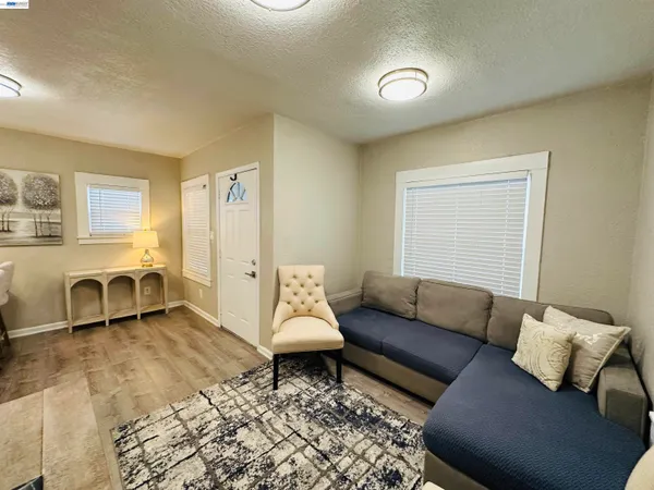 $499,000 | 1249 88th Avenue, Oakland, CA 94621