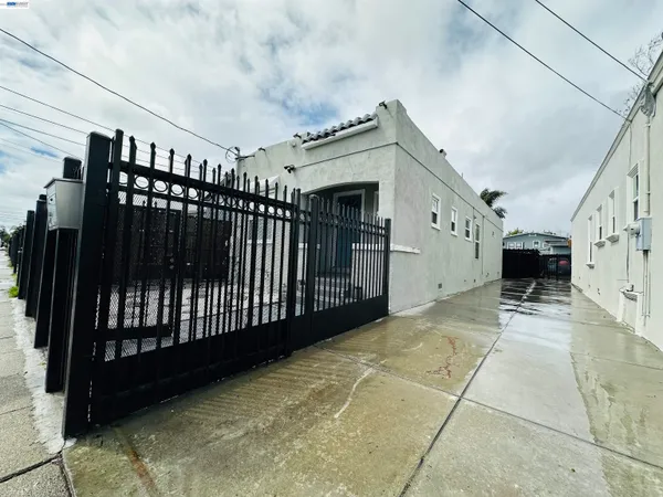 $499,000 | 1249 88th Avenue, Oakland, CA 94621