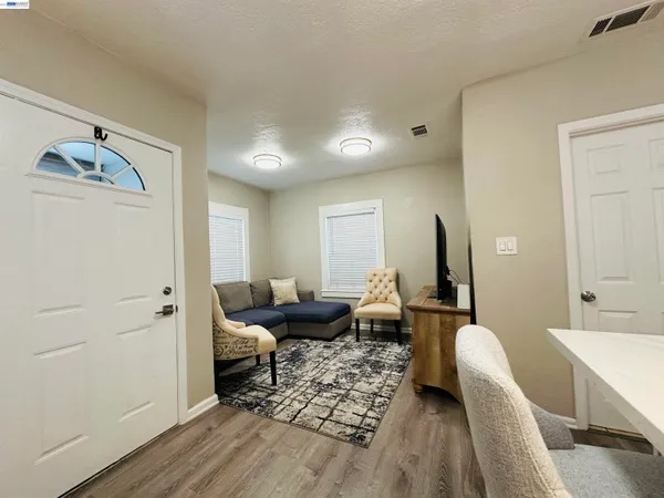 $499,000 | 1249 88th Avenue, Oakland, CA 94621