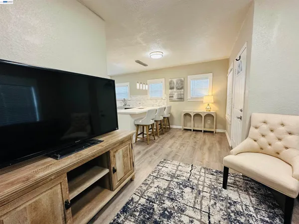 $499,000 | 1249 88th Avenue, Oakland, CA 94621