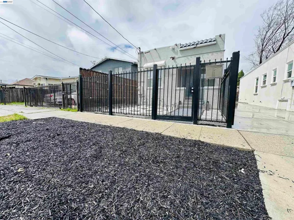 $499,000 | 1249 88th Avenue, Oakland, CA 94621