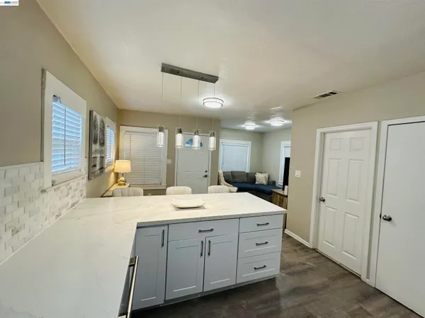 $499,000 | 1249 88th Avenue, Oakland, CA 94621