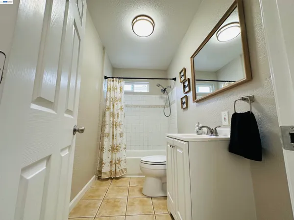 $499,000 | 1249 88th Avenue, Oakland, CA 94621