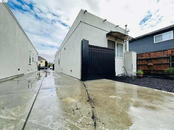 $499,000 | 1249 88th Avenue, Oakland, CA 94621