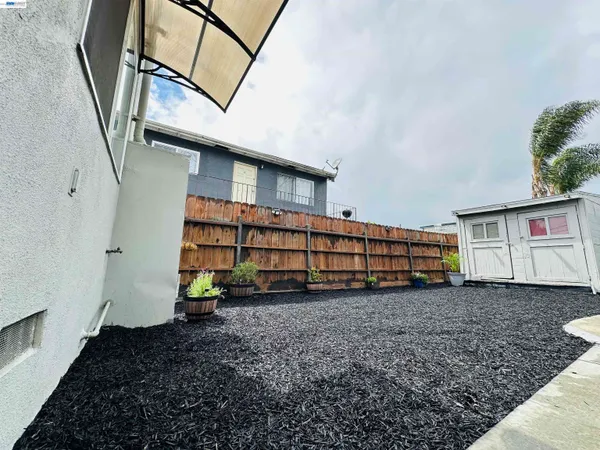 $499,000 | 1249 88th Avenue, Oakland, CA 94621