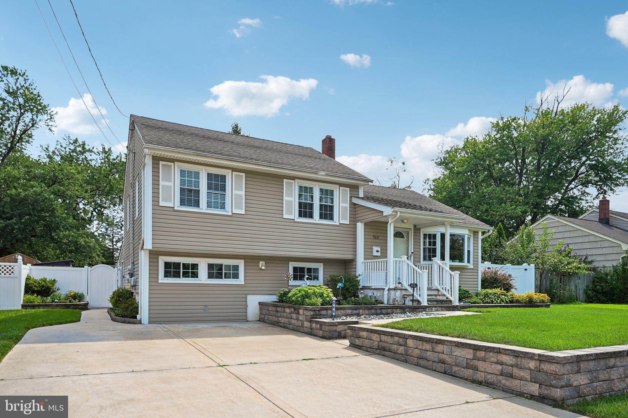960 Woodlane Road Mount Holly, NJ 08060 - Photo 3 of 45 Gallery Image 3