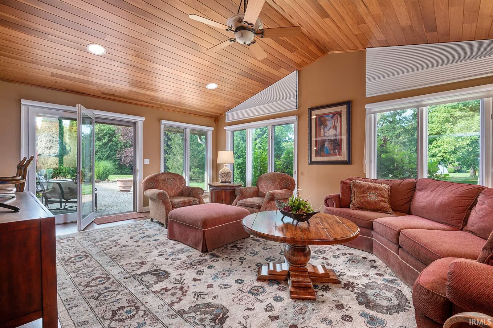 1107 North Shellbark Road Muncie, IN 47304 - Photo 4 of 36 Gallery Image 4
