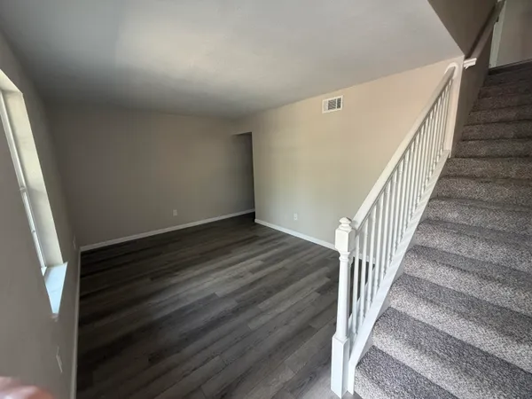 $1,195 | 122 Hampton Drive, Crestview, FL 32539