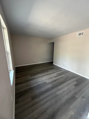 $1,195 | 122 Hampton Drive, Crestview, FL 32539