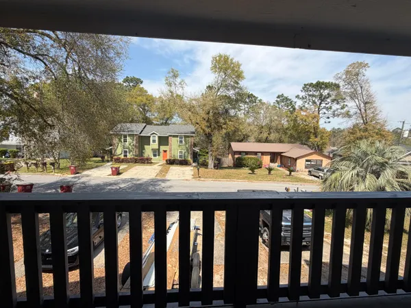 $1,195 | 122 Hampton Drive, Crestview, FL 32539