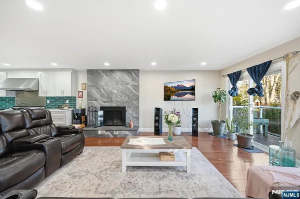 $987,000 | 630 Warwick Turnpike, West Milford, NJ 07421