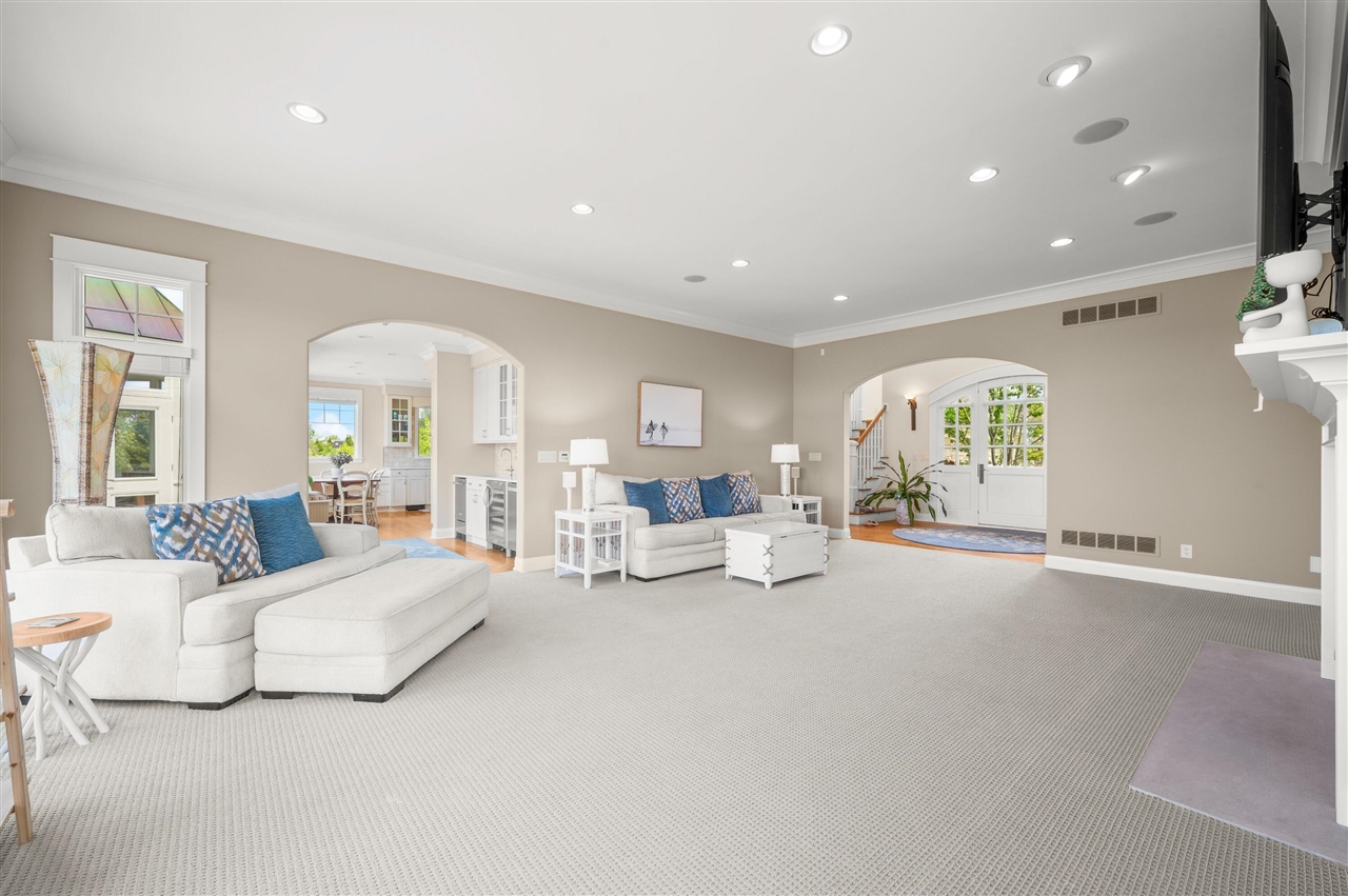 101 Lighthouse Dunes Path St. Joseph, MI 49085 - Photo 5 of 54