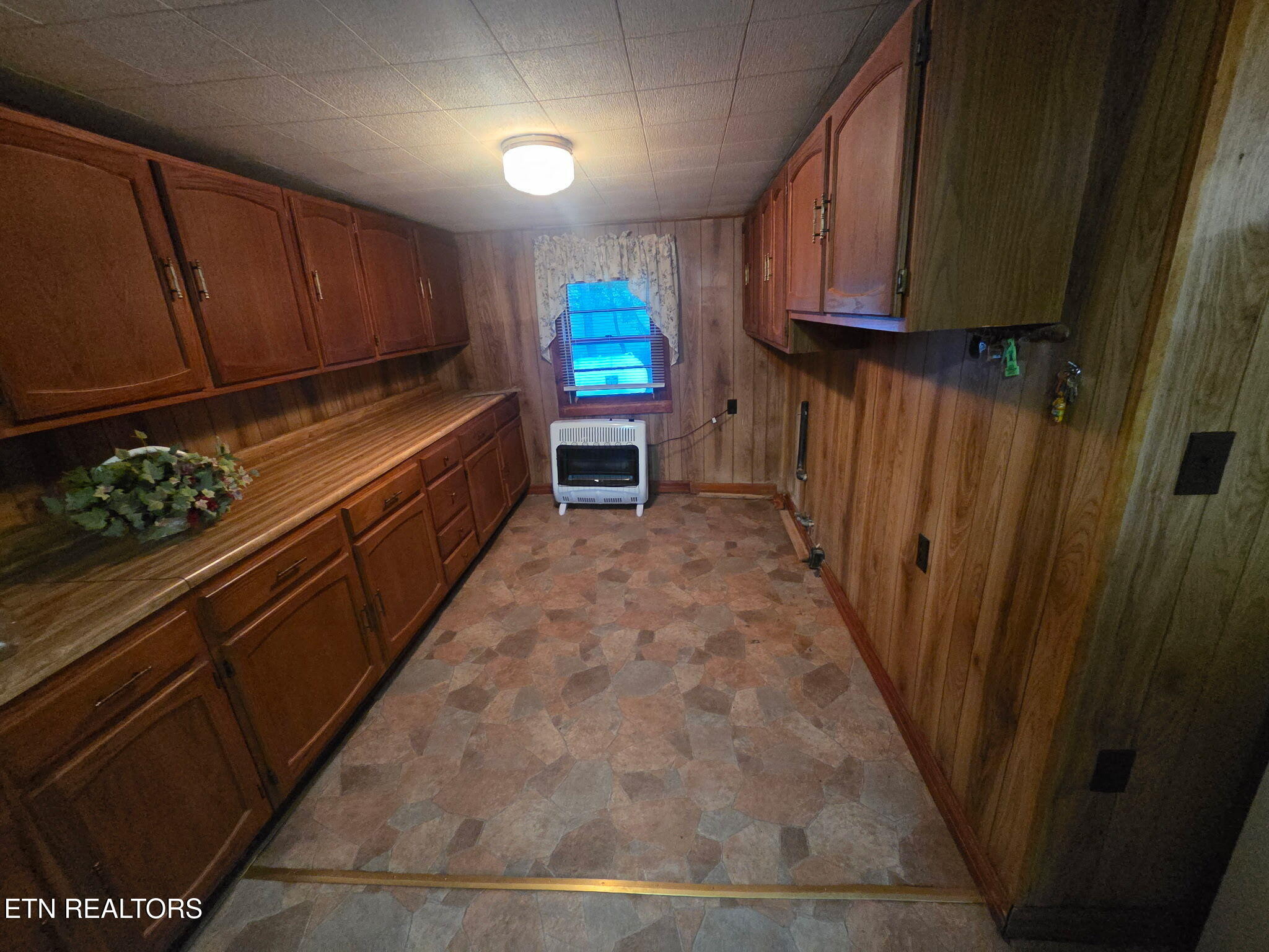 340 Faithful Road Parrottsville, TN 37843 - Photo 6 of 41 20260523_202606
