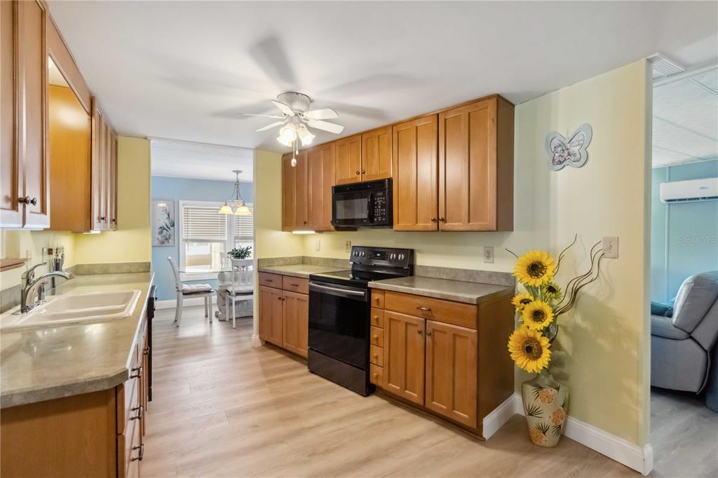 10303 Burnt Store Road, Unit 198 Punta Gorda, FL 33950 - Photo 4 of 43