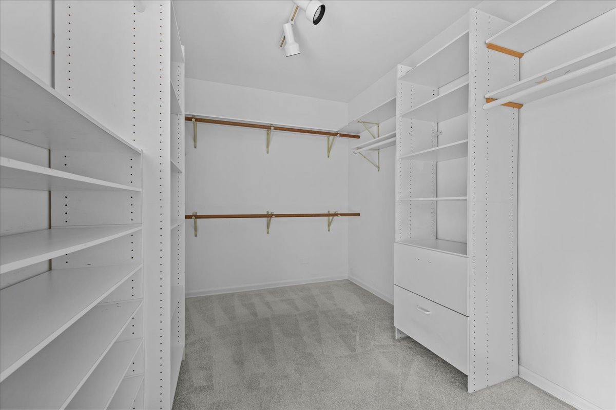 1120 Romona Road Wilmette, IL 60091 - Photo 17 of 33