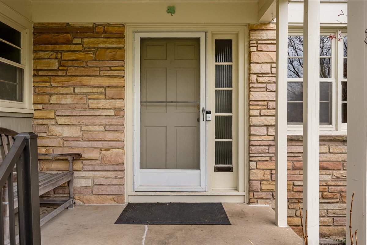 1120 Romona Road Wilmette, IL 60091 - Photo 2 of 33