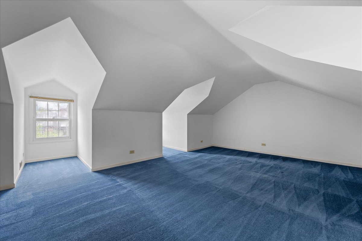 1120 Romona Road Wilmette, IL 60091 - Photo 21 of 33