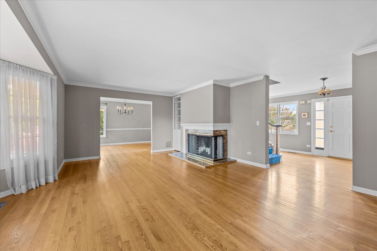 1120 Romona Road Wilmette, IL 60091 - Photo 4 of 33