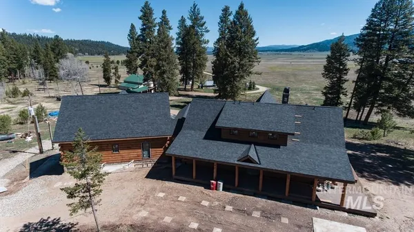$3,250,000 | 31-33 Bacon Creek Road, Cascade, ID 83611